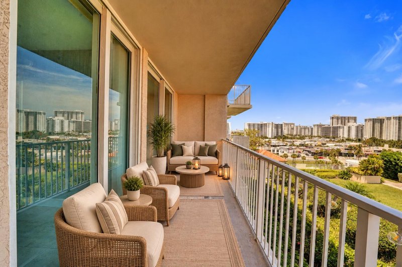 Condo for sale at The Tides at Bridgeside Square 807