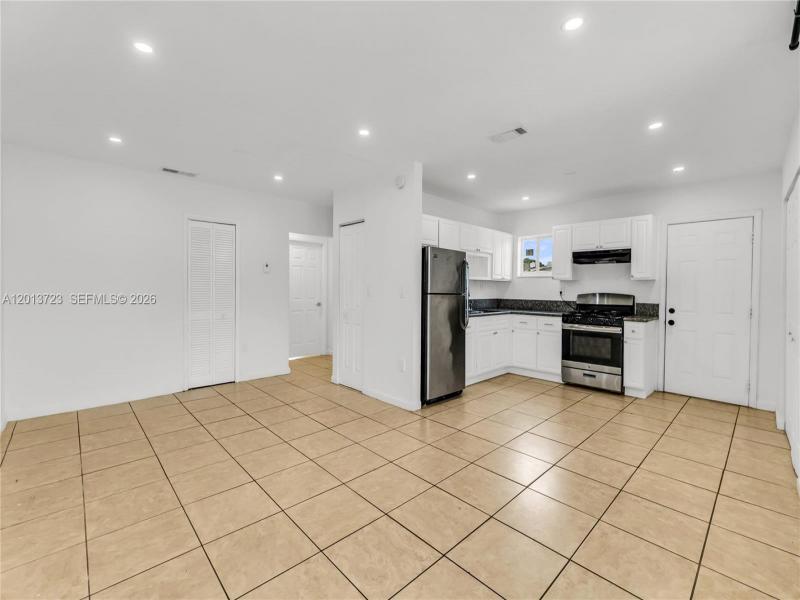 Property photo # 3