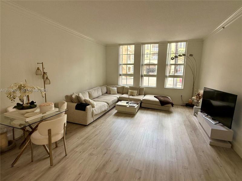 Property photo # 0