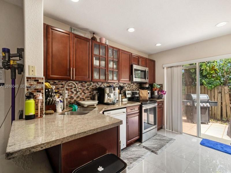 Property photo # 0