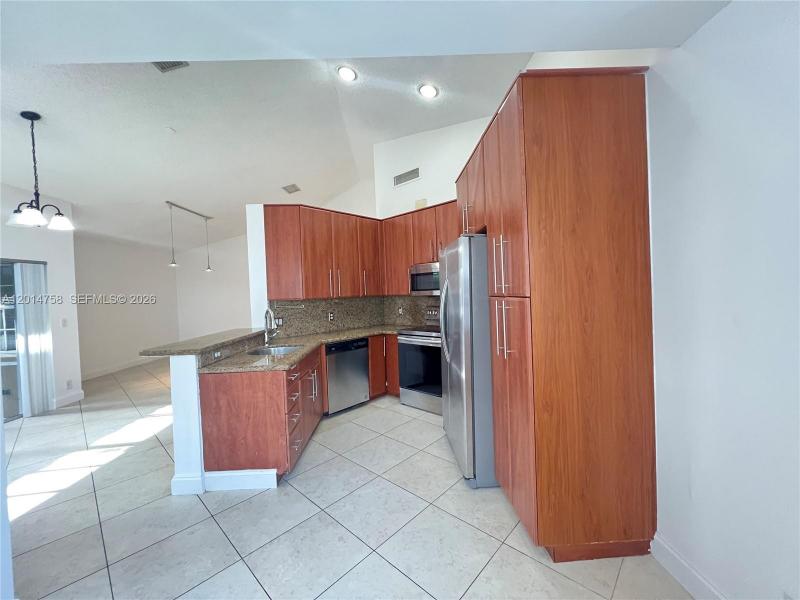 Property photo # 7