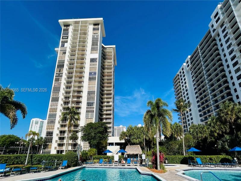 Biscayne Cove Apt #1408