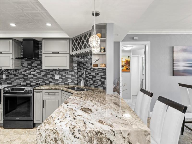 Property photo # 2