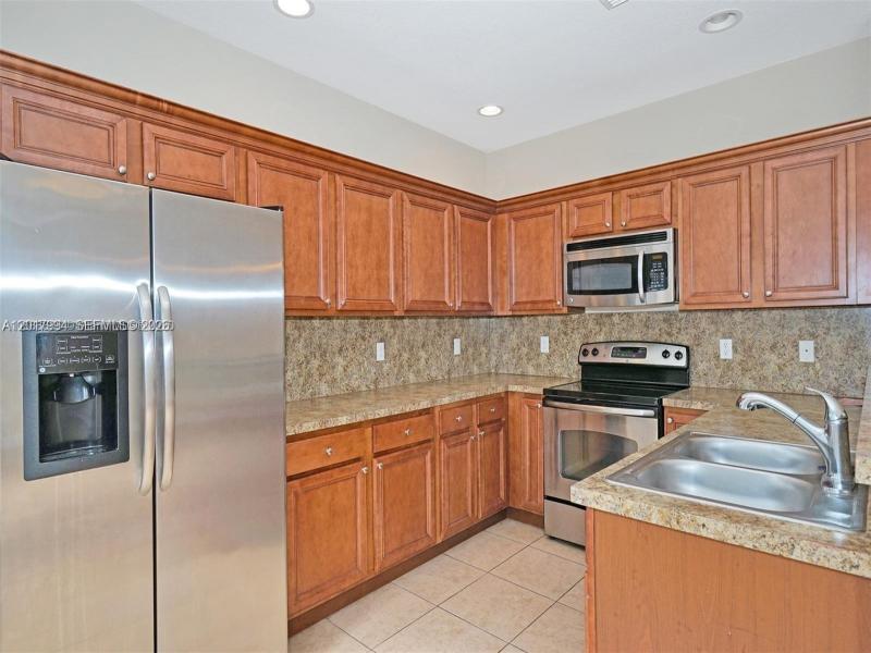 Property photo # 2
