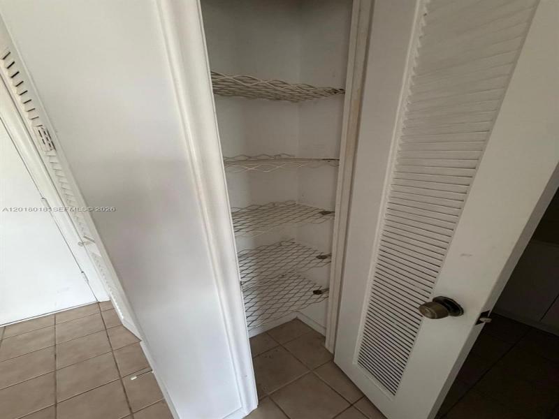 Condo for sale at Imperial Towers 319