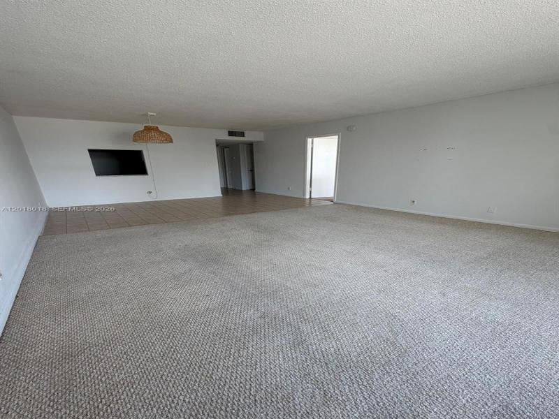 Condo for sale at Imperial Towers 319
