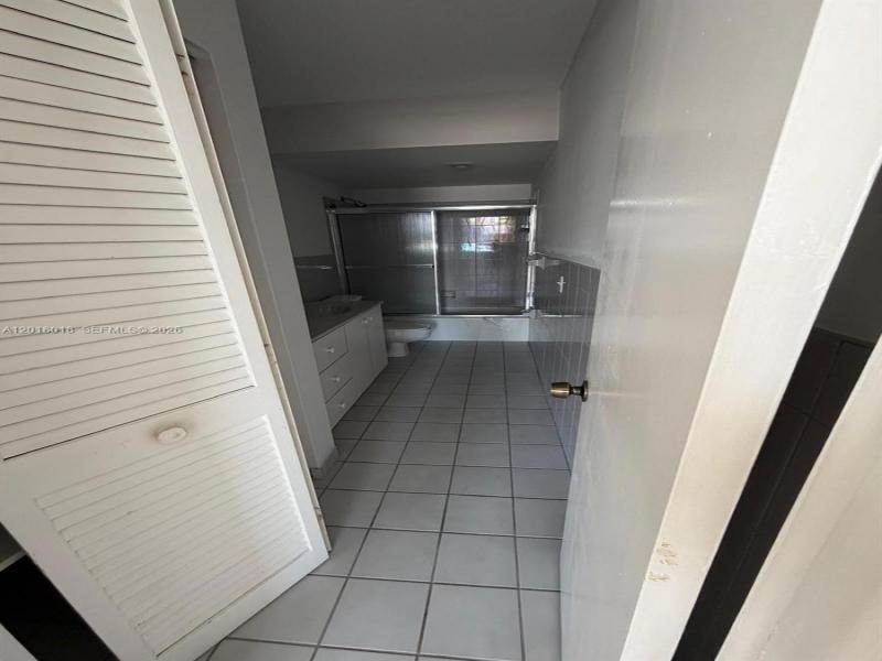 Condo for sale at Imperial Towers 319
