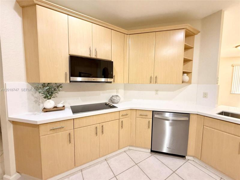 Property photo # 9