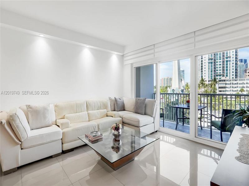 Property photo # 4