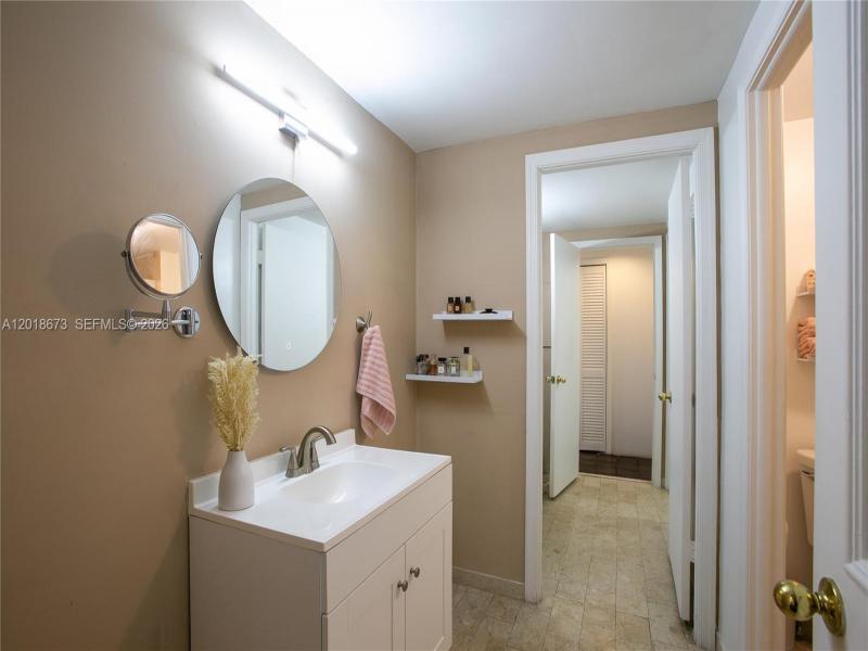 Comprar apartamento en The Cricket Club 1207