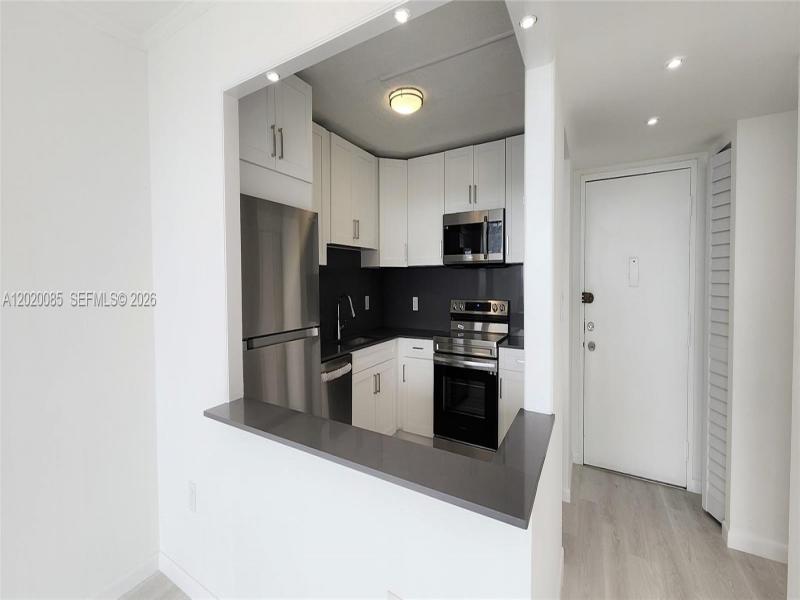 Property photo # 9