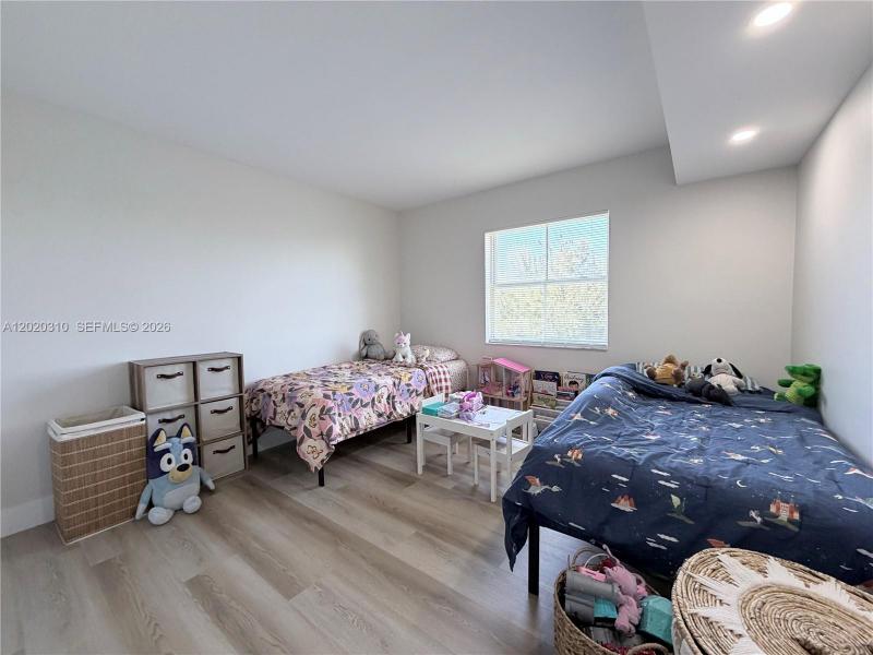 Property photo # 7