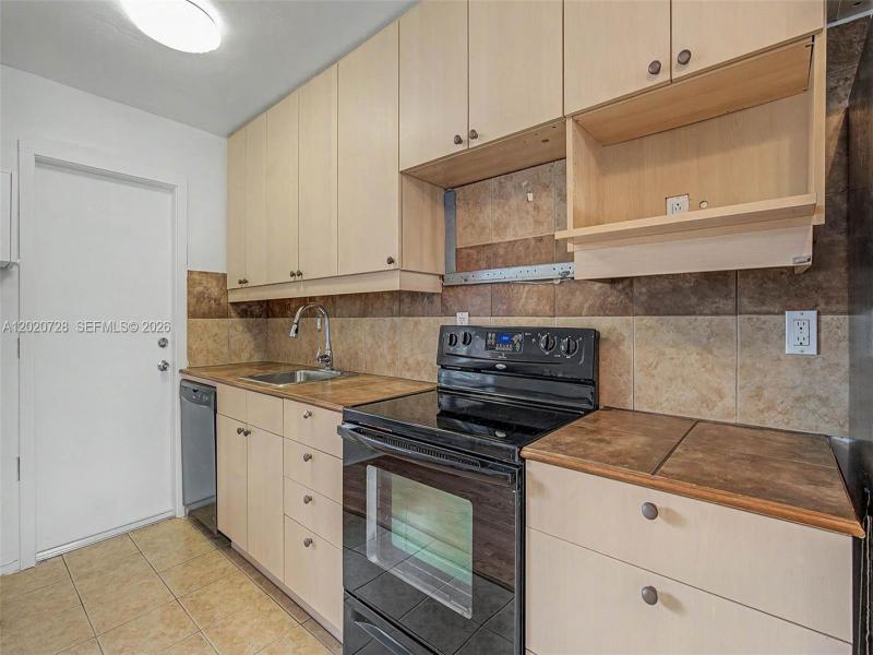 Property photo # 3