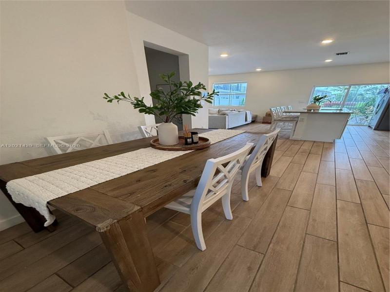 Property photo # 6