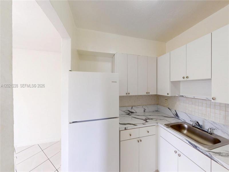 Property photo # 2