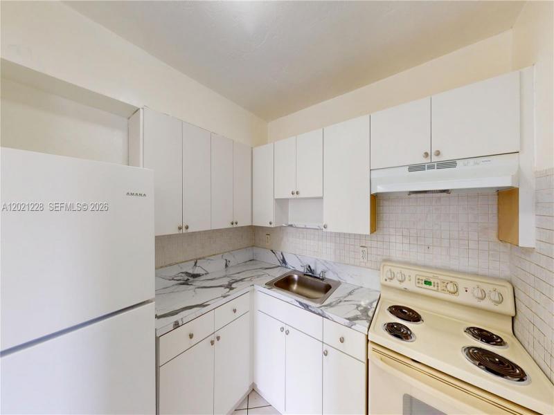 Property photo # 6