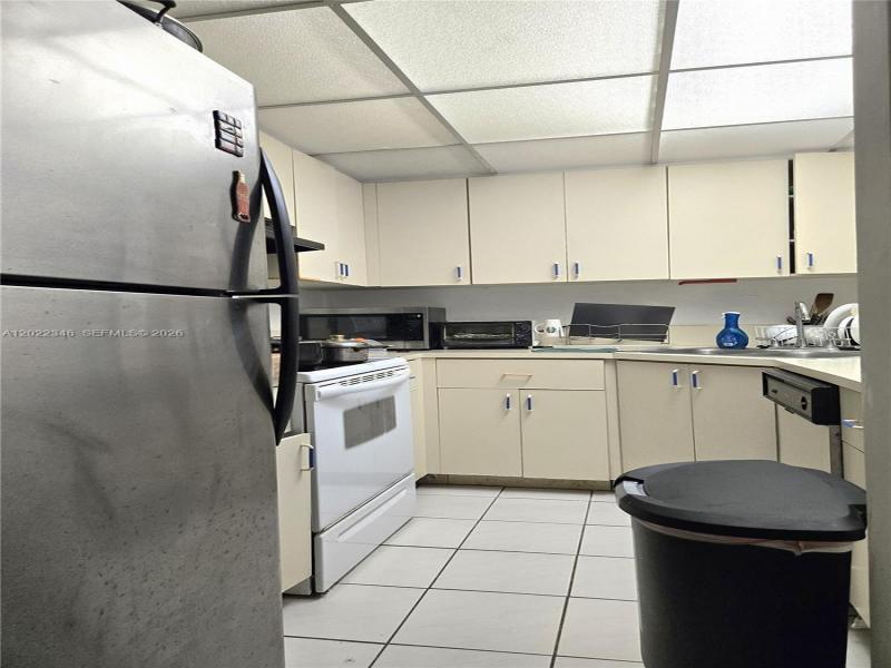 Property photo # 4