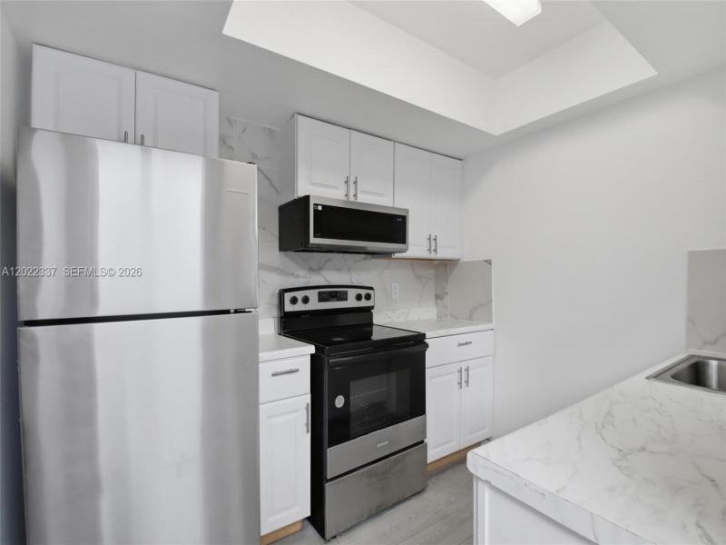 Property photo # 9