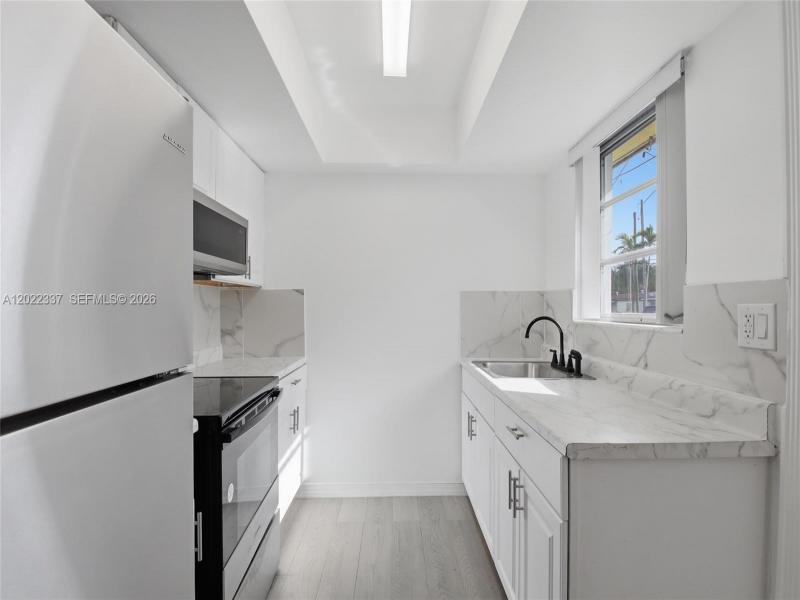 Property photo # 0