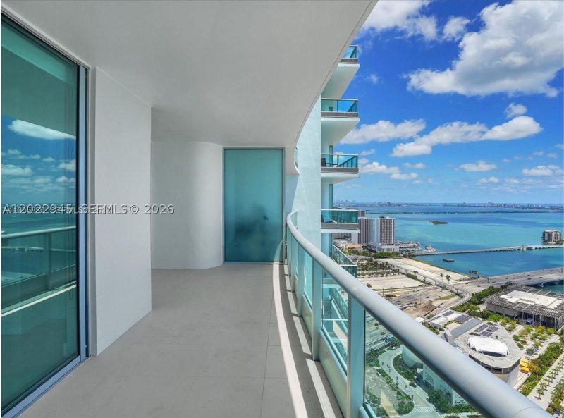 Apartment for rent at 900 Biscayne 4809