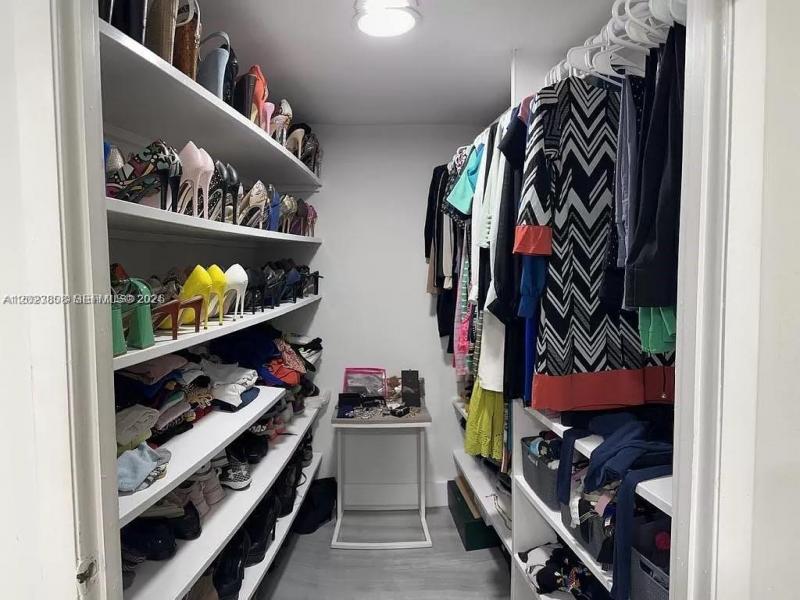 Comprar apartamento en Del Prado South Tower 702