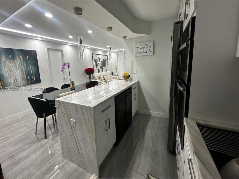 Comprar apartamento en Del Prado South Tower 702