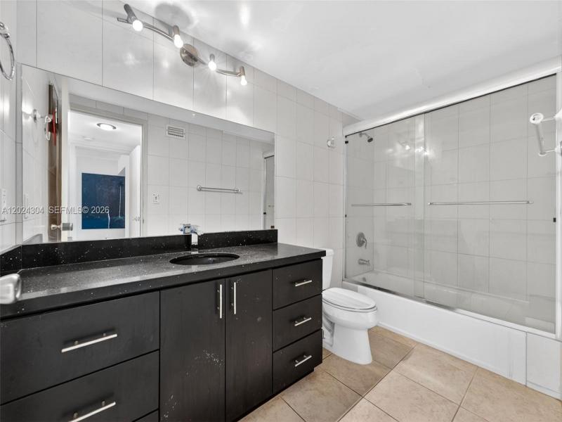 Comprar apartamento en King Cole 606