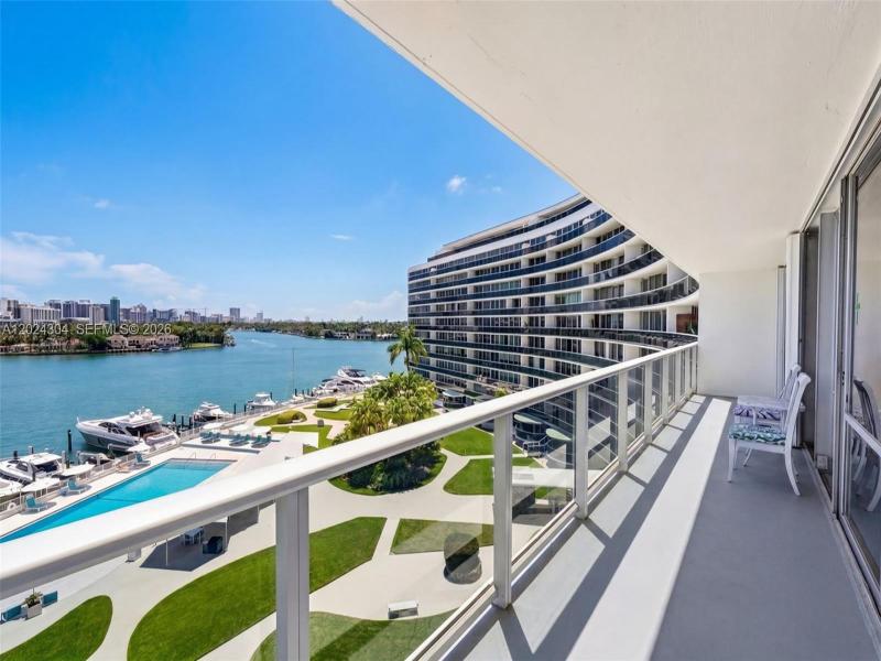 Comprar apartamento en King Cole 606