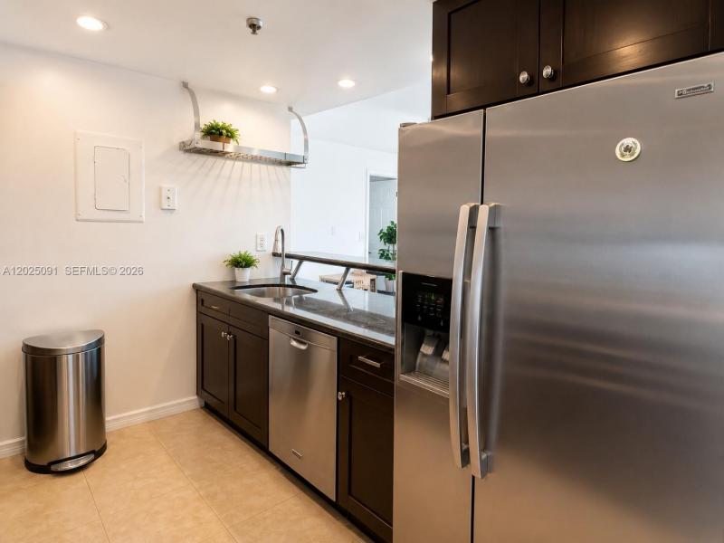 Property photo # 6