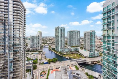 500 Brickell West Tower Apt #3500