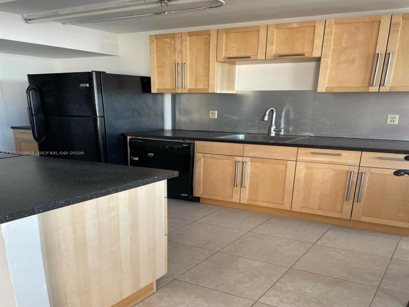 Condo for sale at Del Prado South Tower 1701/2