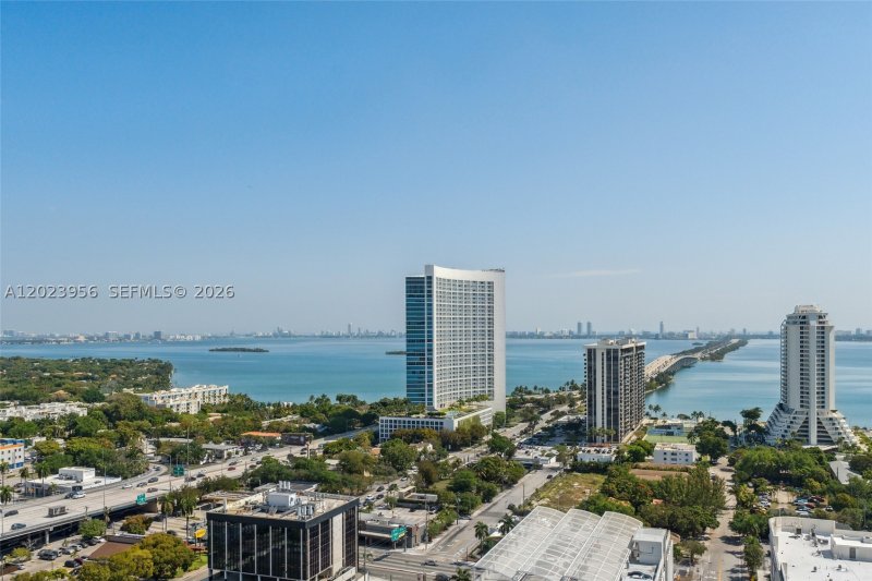Apartment for rent at Midtown Miami 2 H2309
