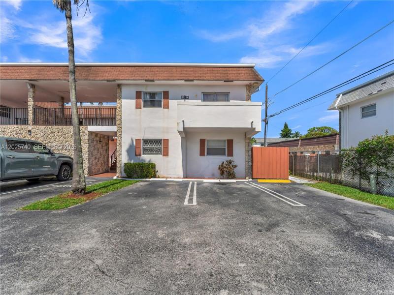 Property photo # 0