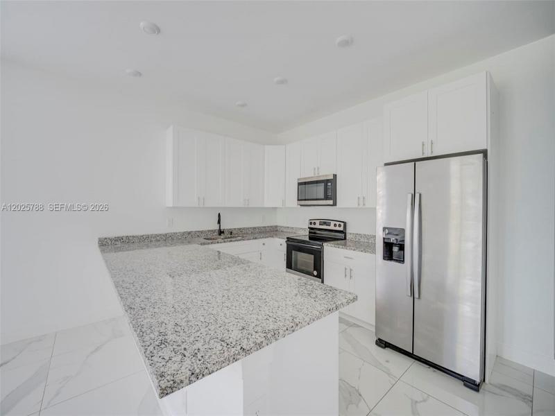 Property photo # 8
