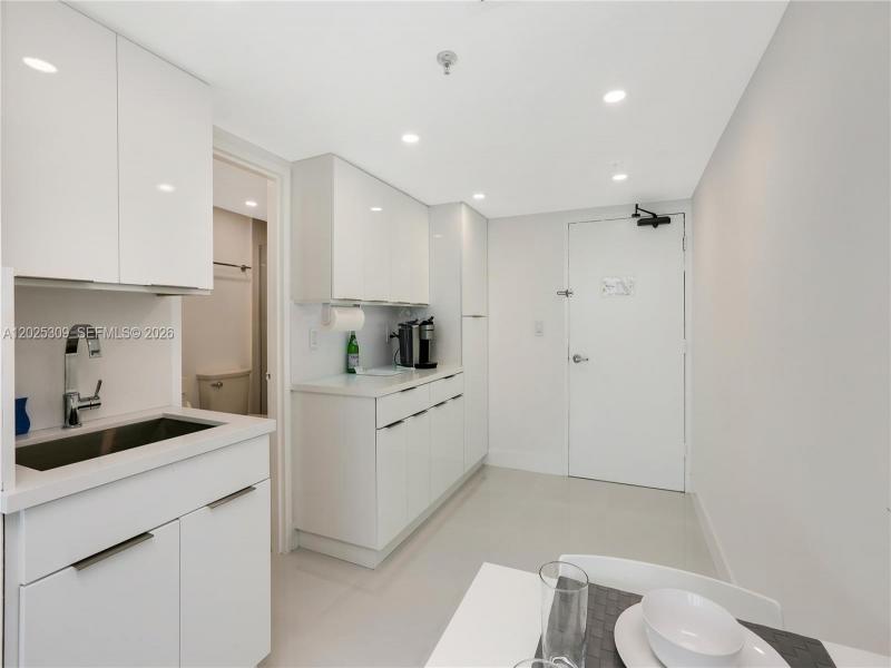 Comprar apartamento en Castle Beach Club 928