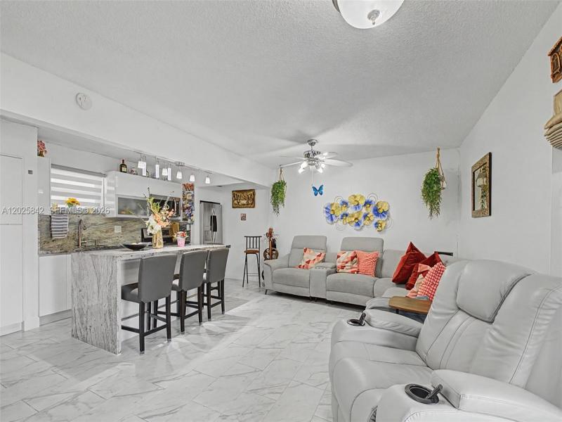 Property photo # 6