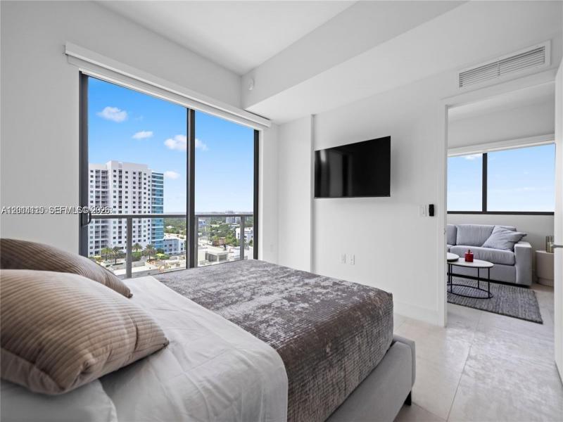 Condo for sale at Smart Brickell Residences 1502