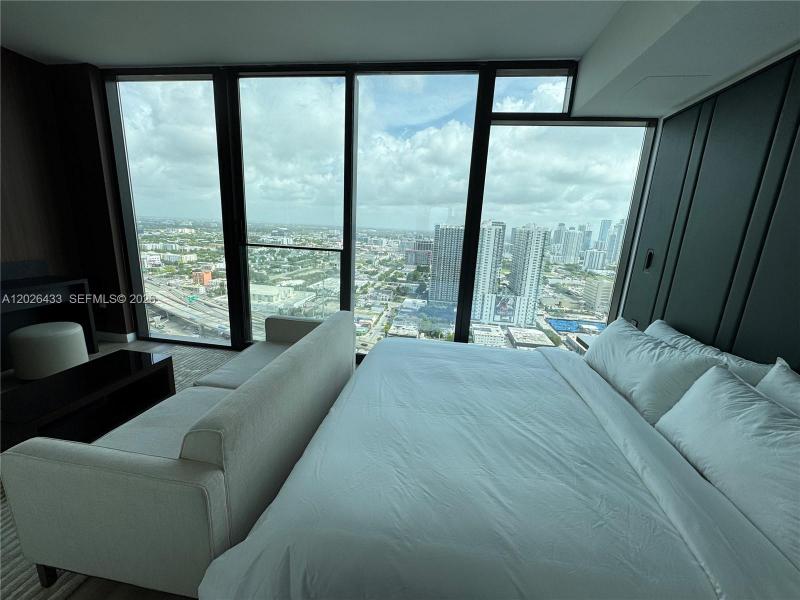 Aluguel de apartamento no E11EVEN Hotel & Residences 3405