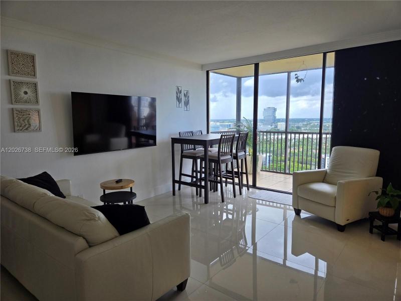 Comprar apartamento no Coronado I 2531