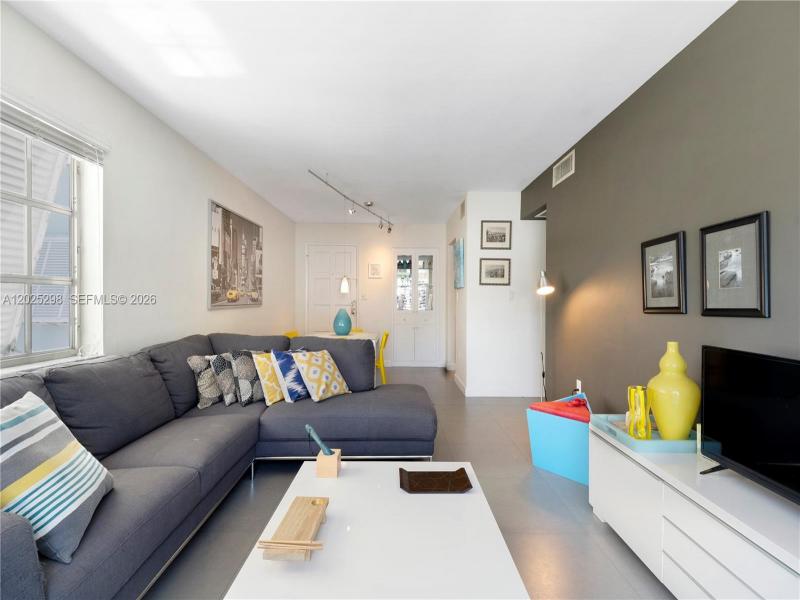 Property photo # 8