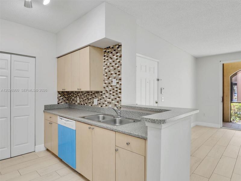 Property photo # 8