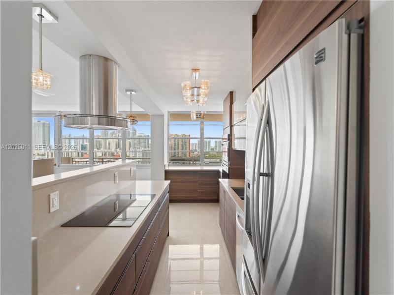Property photo # 9