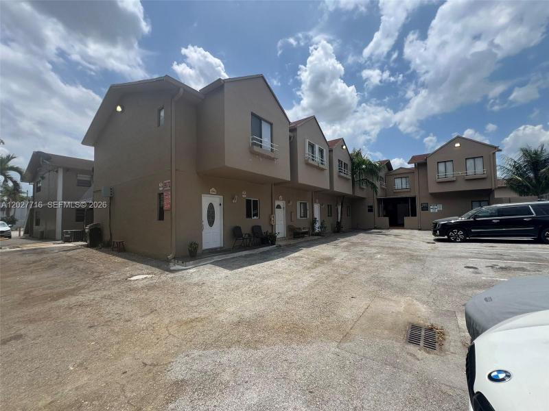 Property photo # 0