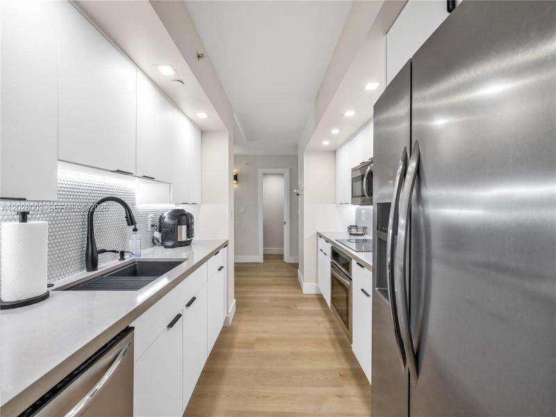 Property photo # 9