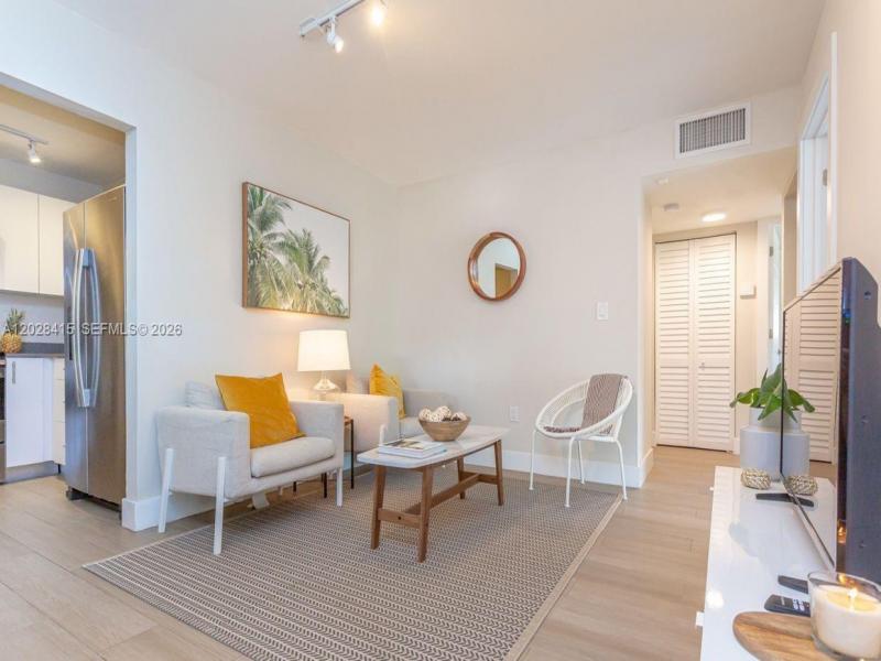 Alquiler de apartamento en Orduna Court 208