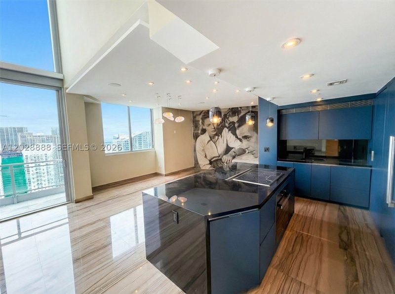 Apartment for rent at Mint at Riverfront PH5213