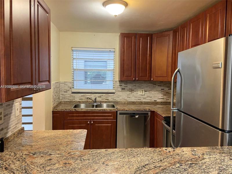 Property photo # 6