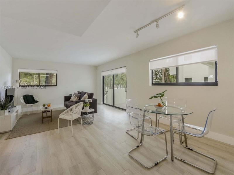 Alquiler de apartamento en Orduna Court 202