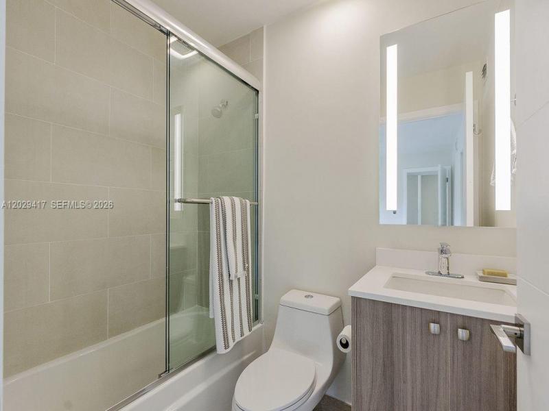 Alquiler de apartamento en Orduna Court 202