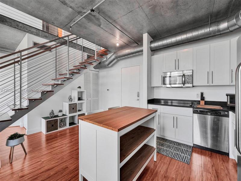 Property photo # 4